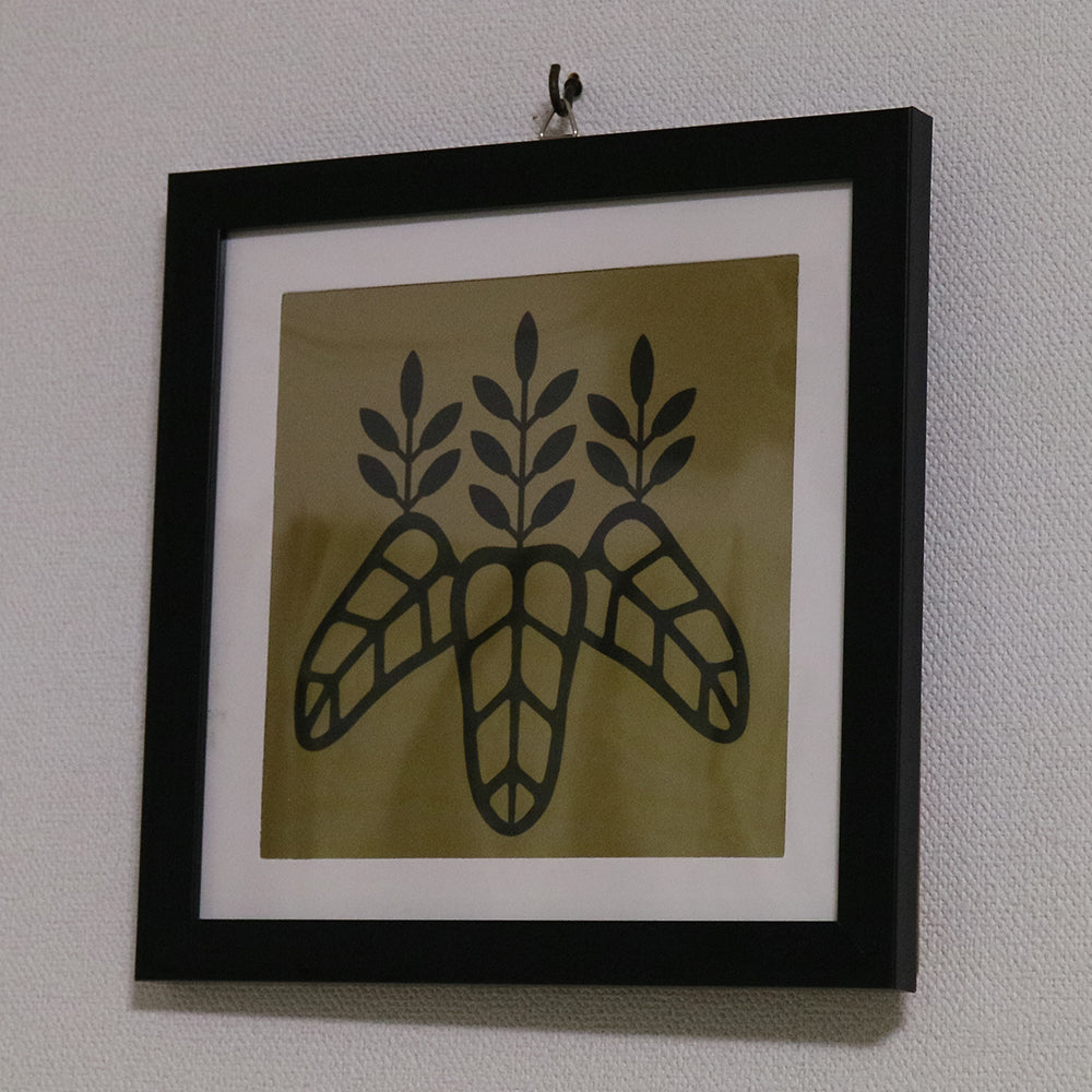 武将家紋額　豊臣家　太閤桐　金x黒